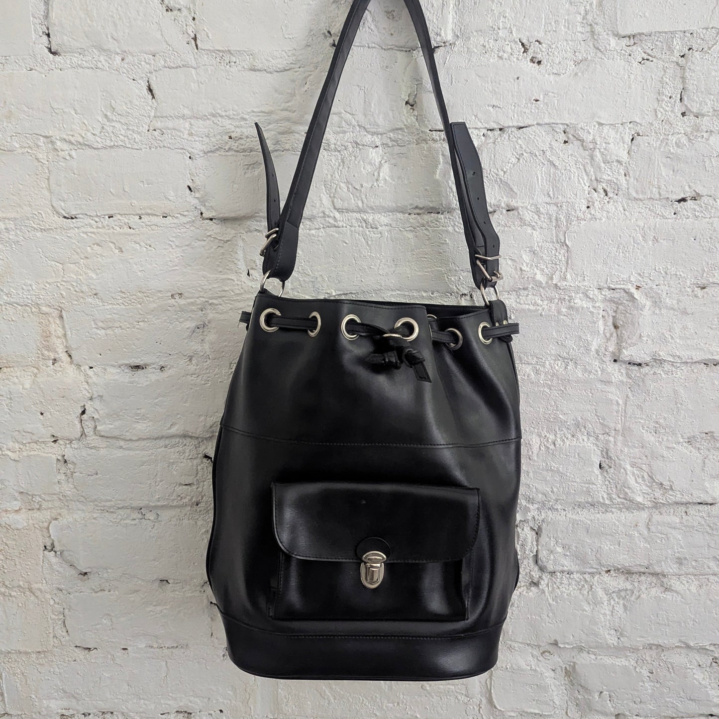 Comme Des Garcons Shirt black bucket bag